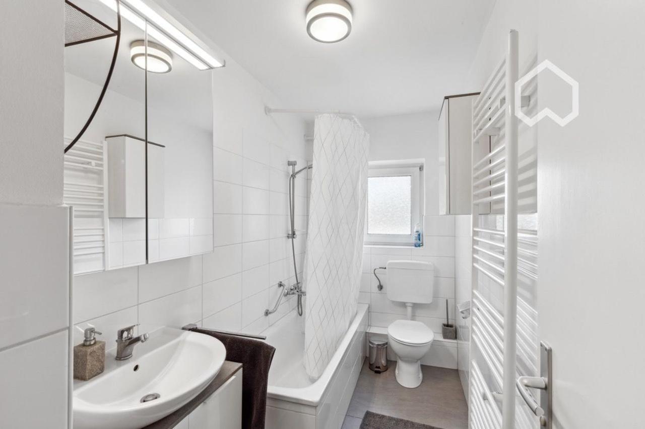 Close To Vf Tower - 53 Sqm - Fair - Kitchen * Düsseldorf